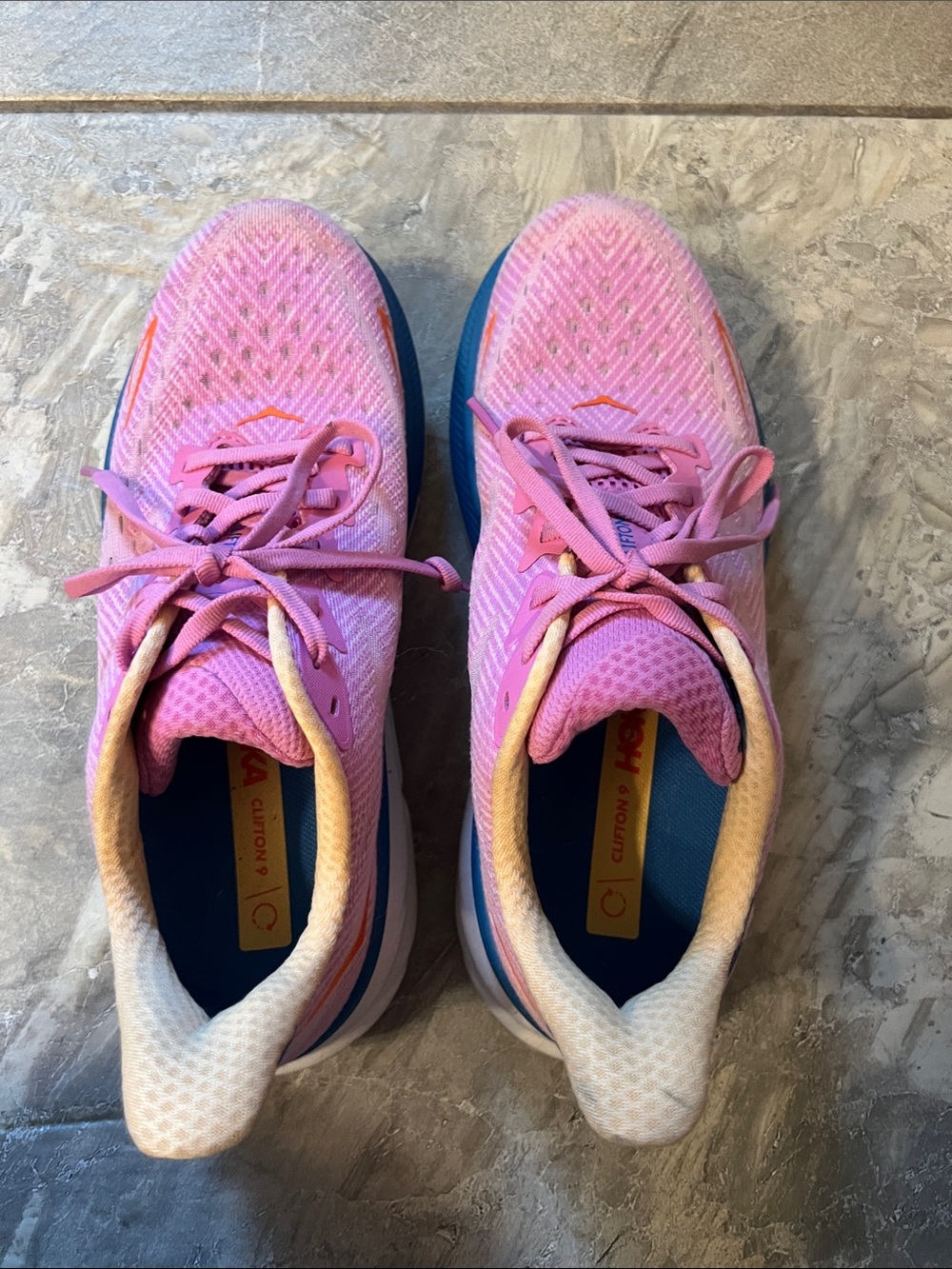 Hoka Clifton 9 Pink/Blue